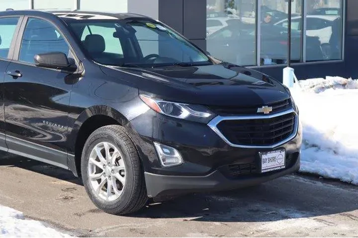 $13540 : Chevrolet Equinox 2020 4x4 L image 3