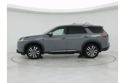 $31998 : Nissan Pathfinder 2022 AWD P thumbnail