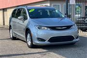 $16999 : 2019 Pacifica thumbnail