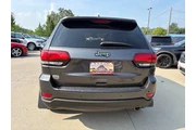 $13950 : 2019 Grand Cherokee Laredo thumbnail