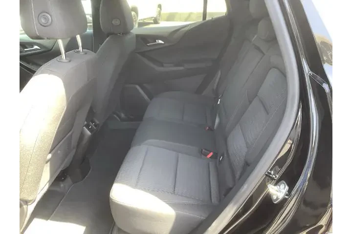 $29950 : Chevrolet Equinox 2025 LT 4d image 9