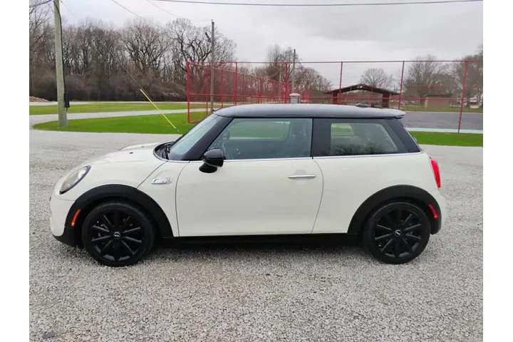 $8997 : 2016 MINI Hardtop 2 Door Coop image 8
