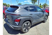 $22703 : Hyundai KONA 2025 SEL 4dr Cr thumbnail