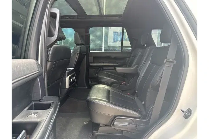 $30988 : Ford Expedition 2021 4x2 XLT image 10