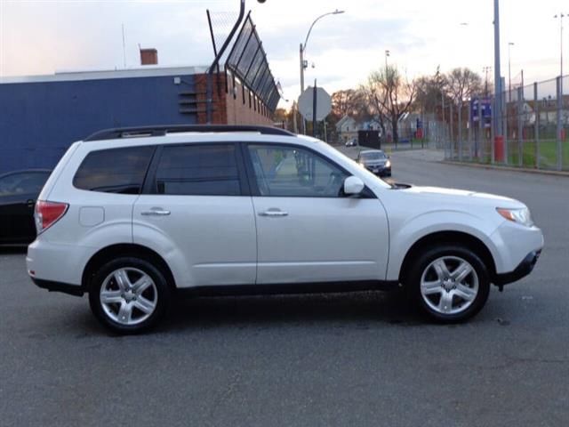 $6950 : 2009 Forester 2.5 X Premium image 5