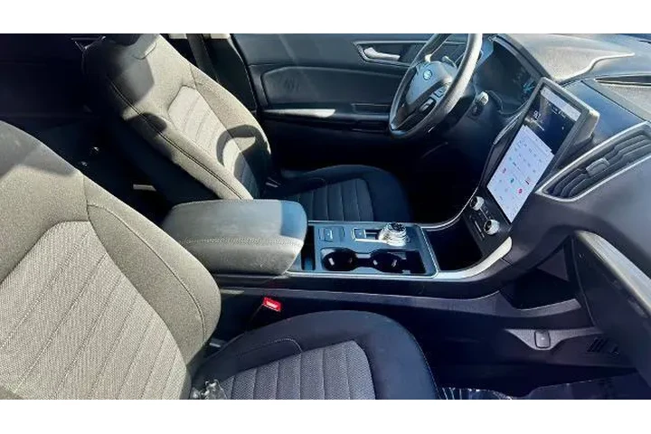 $22003 : Ford Edge 2022 AWD SE 4dr Cr image 8