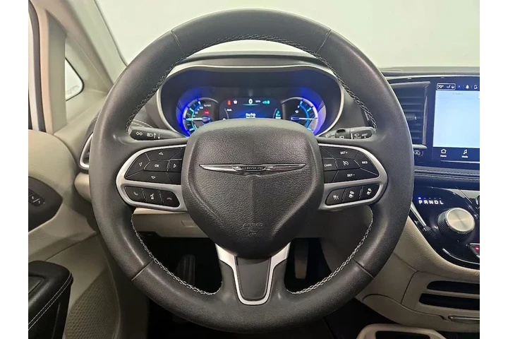 $25998 : Chrysler Pacifica Hybrid 202 image 10
