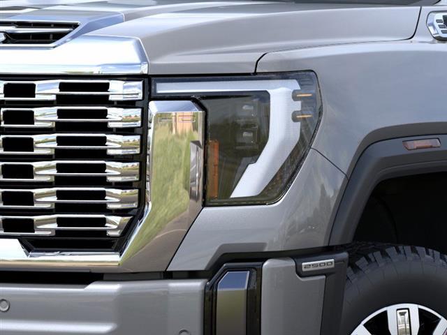 $88125 : New 2025 Sierra 2500 HD Denali image 10