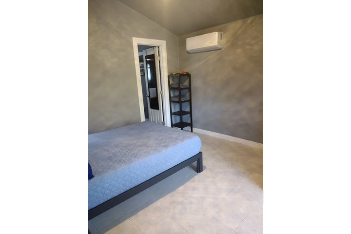 $1500 : Estudio image 1