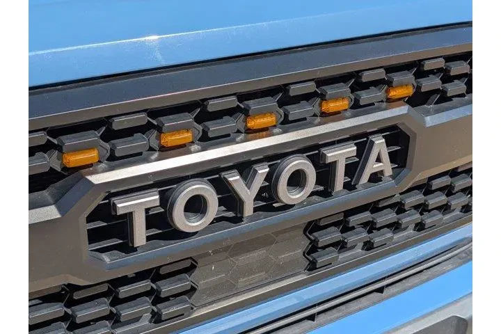$31999 : Toyota Tacoma 2018 4x4 TRD P image 5