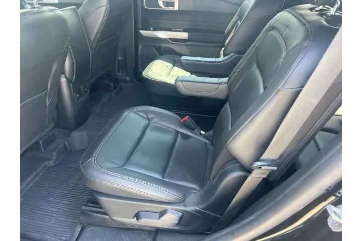 $27370 : Ford Explorer 2023 XLT 4dr S image 4