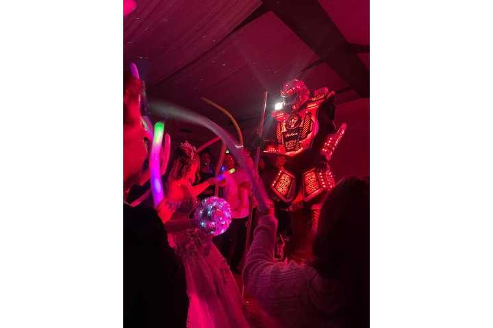 Neon Robot image 2