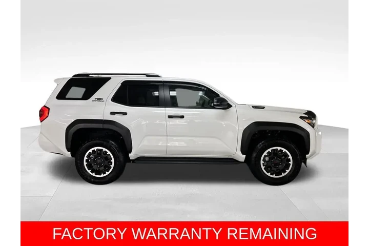 $52988 : Gold Certified2025 4Runner i- image 6