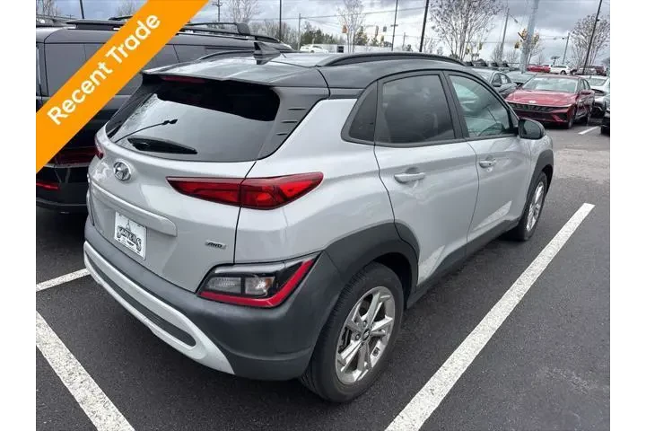 $20989 : Hyundai KONA 2023 AWD SEL 4d image 3