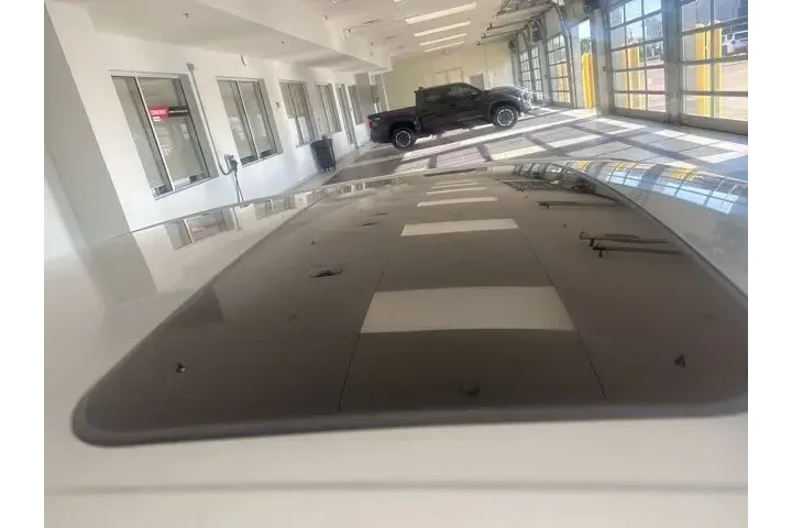 $29403 : Toyota Avalon 2021 Touring 4 image 7