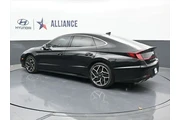 $23903 : Hyundai SONATA 2022 N Line 4 thumbnail
