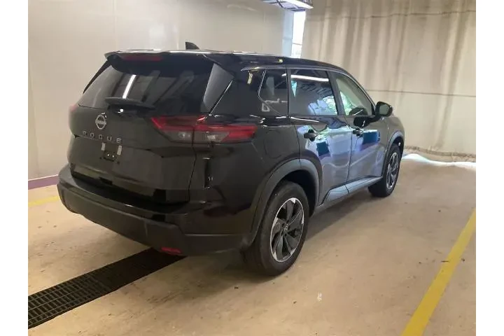 $24100 : Nissan Rogue 2025 SV 4dr Cro image 2
