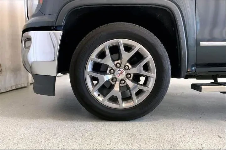 $19991 : GMC Sierra 1500 2018 4x2 SLT image 6