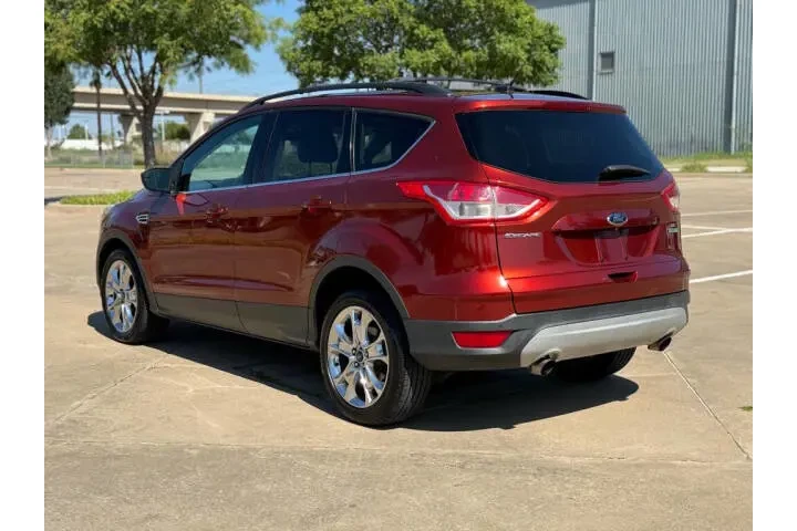 $8450 : 2015 Escape image 4