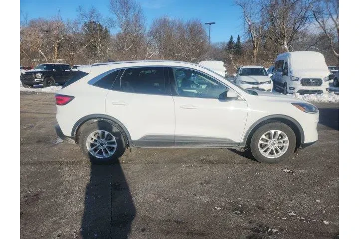 $17500 : Ford Escape 2020 AWD SE 4dr image 7