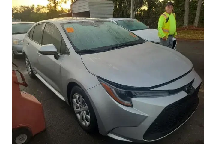 $16490 : Toyota Corolla 2022 LE 4dr S image 2