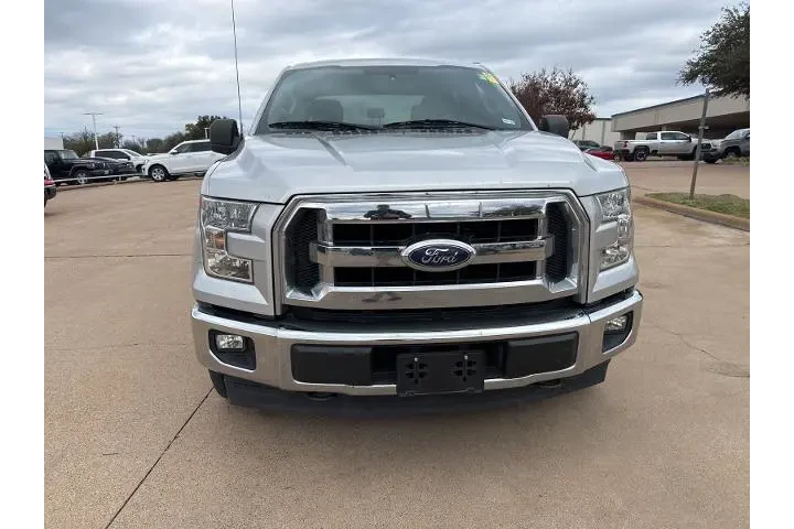 $31910 : Ford F-150 2017 4x4 XLT 4dr image 2