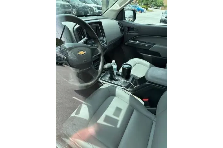 $23990 : Chevrolet Colorado 2021 4x4 image 6