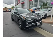 Toyota Highlander 2022 XLE 4