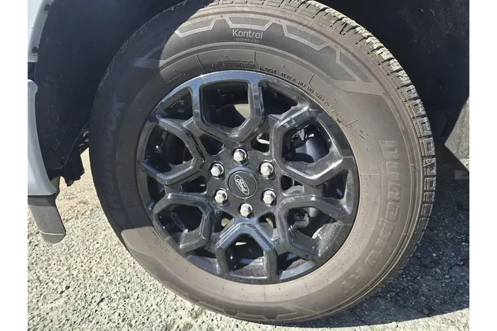 $39994 : Ford F-150 2025 4x2 STX 4dr image 9