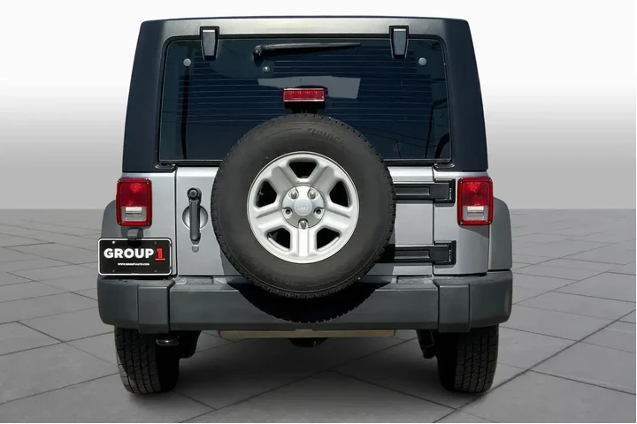 $22938 : Jeep Wrangler Unlimited 2017 image 4