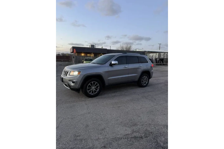 $10995 : 2014 Grand Cherokee Limited image 8