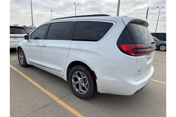 $34932 : Chrysler Pacifica 2022 AWD L image 7