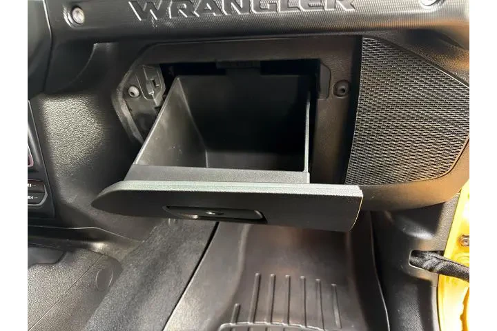 $27912 : Jeep Wrangler Unlimited 2018 image 9