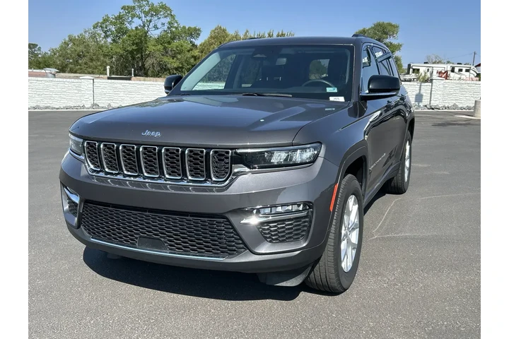 $30995 : Jeep Grand Cherokee 2023 4x4 image 3