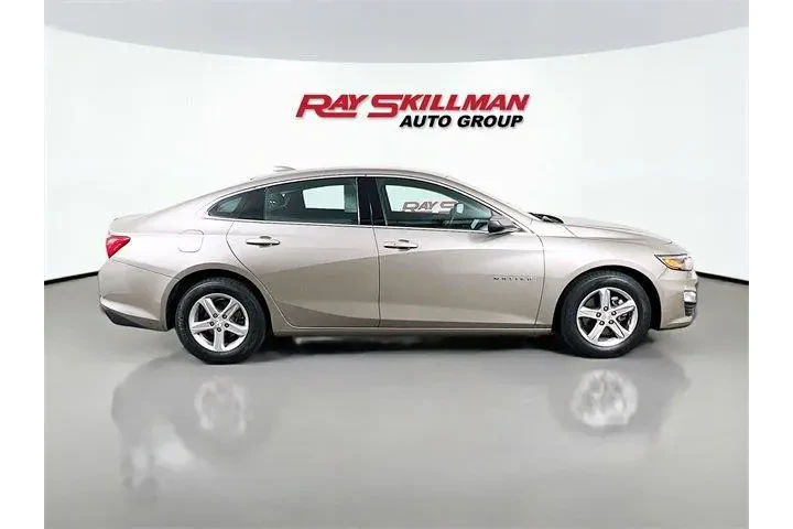 $21975 : Chevrolet Malibu 2024 LT 4dr image 8