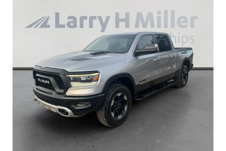 $33365 : Ram 1500 2020 4x4 Rebel 4dr image 1