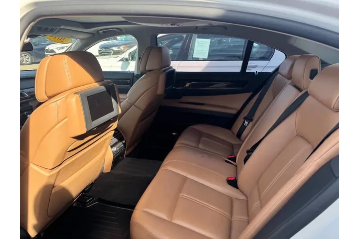 $9950 : 2012 BMW 7 Series 750Li xDrive image 10