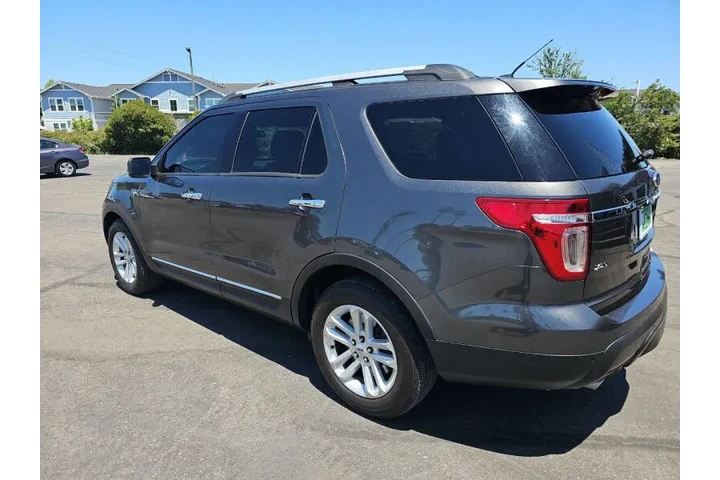 $13995 : 2015 Explorer XLT image 7