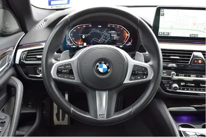 $34983 : BMW 5 Series 2022 540i 4dr S image 8