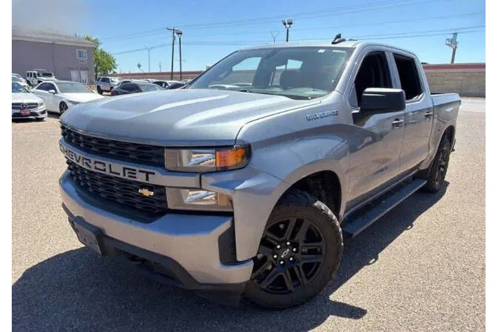 2020 Silverado 1500 Custom image 1