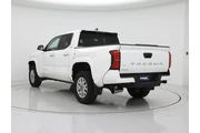 $36998 : Toyota Tacoma 2024 4x4 SR5 4 thumbnail