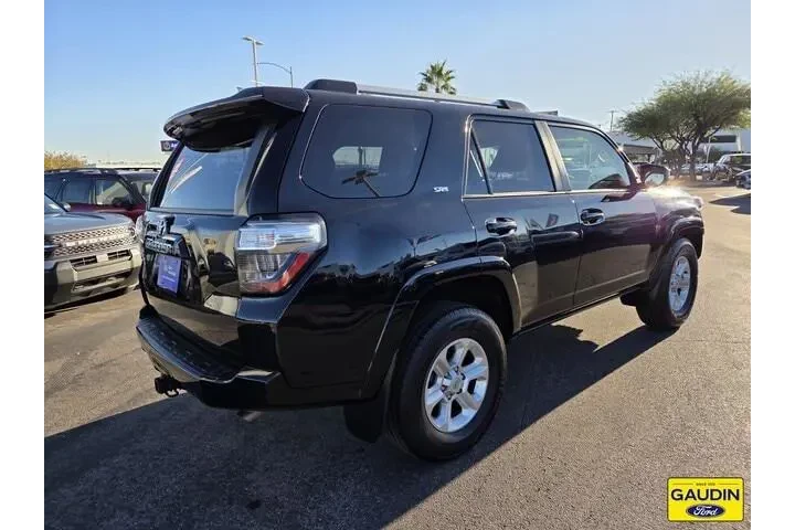 $37654 : Toyota 4Runner 2024 4x2 SR5 image 8