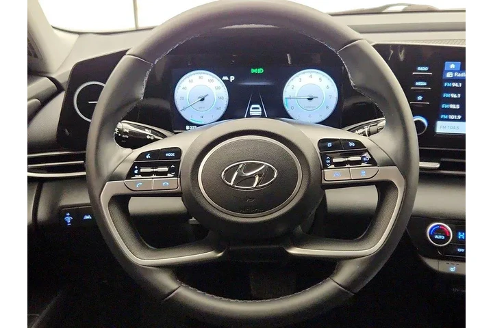 $19998 : Hyundai ELANTRA 2022 SEL 4dr image 10