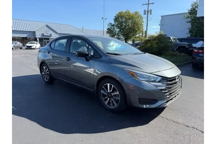 $17995 : Nissan Versa 2025 S 4dr Seda image 6