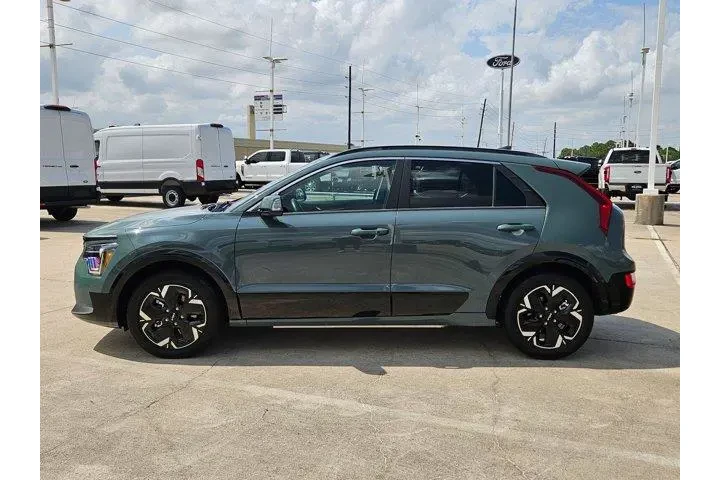 $24114 : Kia Niro EV 2024 Wind 4dr Cr image 6