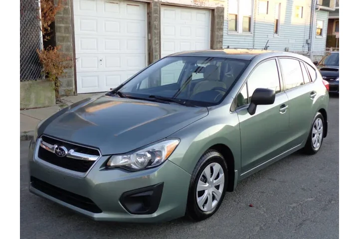$8950 : 2014 Impreza 2.0i image 1