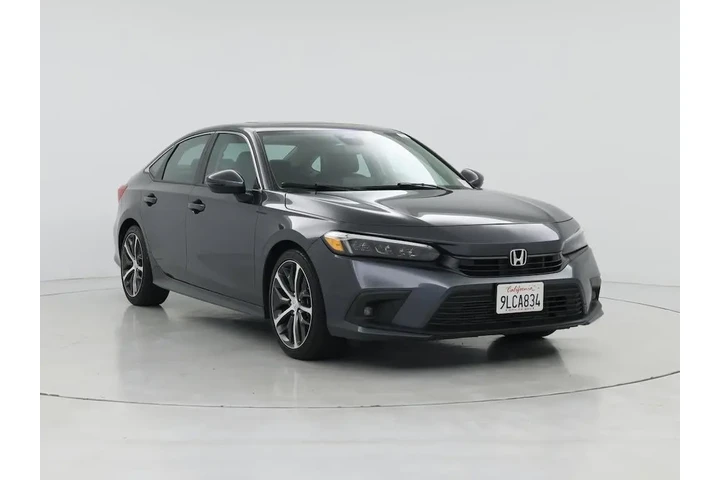 $27998 : Honda Civic 2024 Touring 4dr image 1