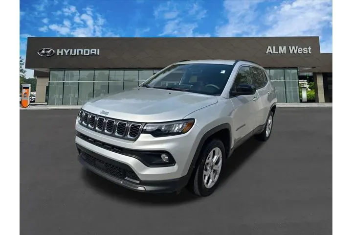 $24120 : Jeep Compass 2025 4x4 Latitu image 1