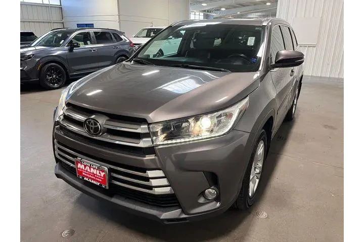 $27436 : Toyota Highlander 2018 image 7