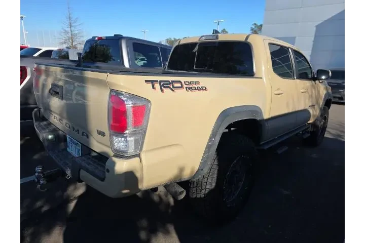 $26483 : Toyota Tacoma 2020 4x2 TRD O image 6